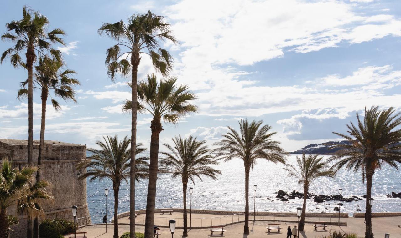 Appartement Vue Et Remparts. Entre Vieille Et Plages Antibes