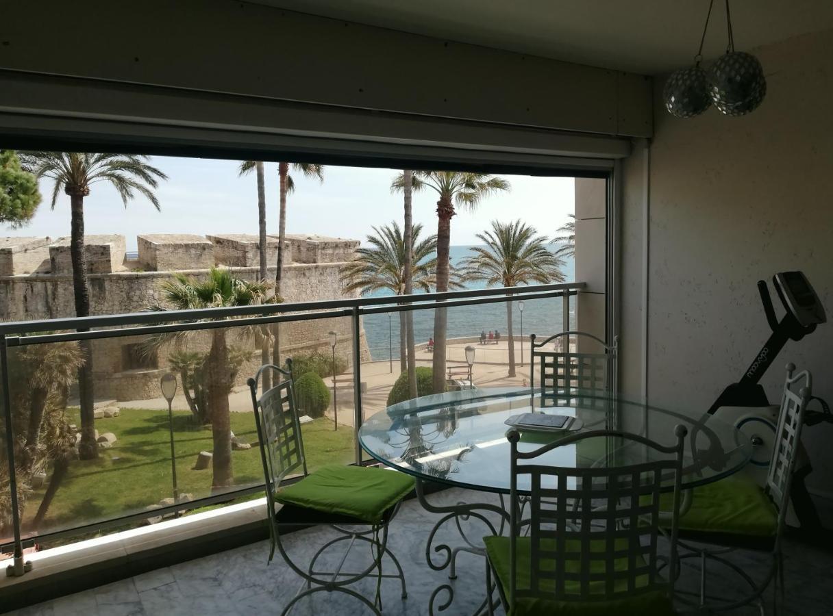 Vue Et Remparts. Entre Vieille Et Plages Appartement Antibes