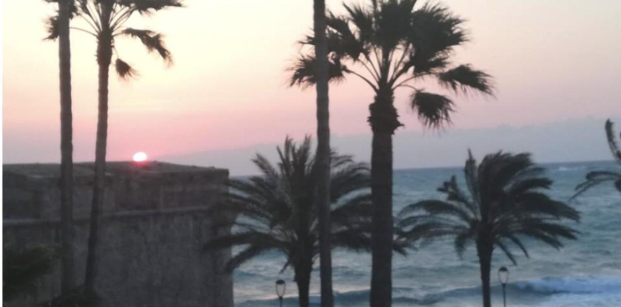 Appartement Vue Et Remparts. Entre Vieille Et Plages *